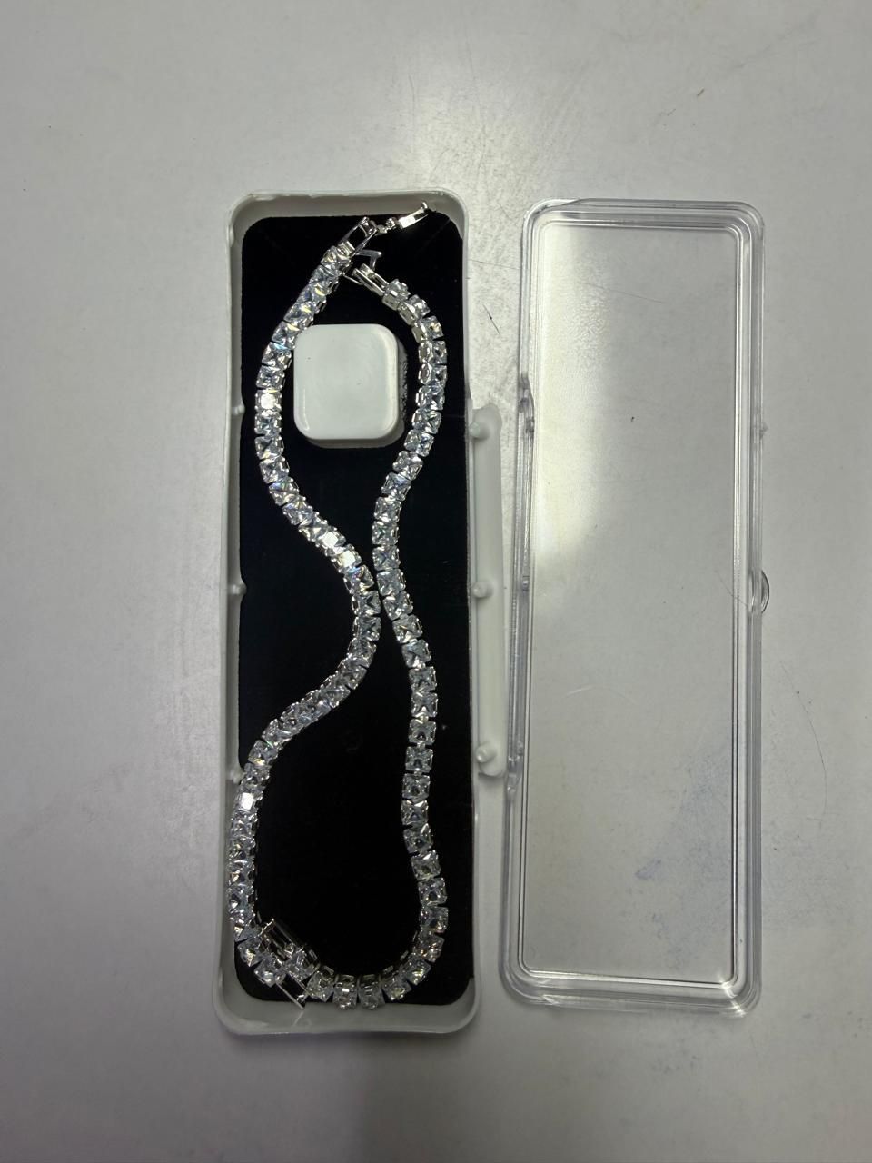 Emerald Diamond Tennis Bracket